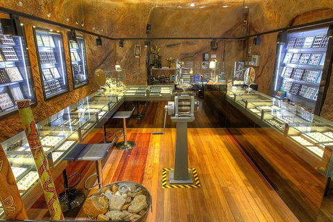 Unique Opal And Diamond Mine  - The Underground Opal Mine - Northern Rivers Accommodation 3