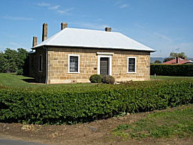 Oatlands Court House - Northern Rivers Accommodation 0