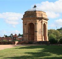 Windsor War Memorial Park - Northern Rivers Accommodation