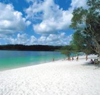 Lake McKenzie - Northern Rivers Accommodation