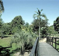 Ingham Memorial Gardens - Northern Rivers Accommodation