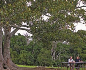 Ravensbourne QLD Northern Rivers Accommodation