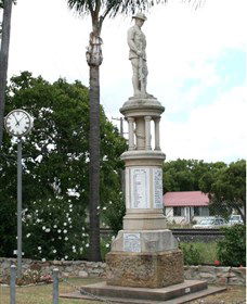 Forest Hill War Memorial - Northern Rivers Accommodation 0