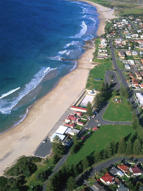 Thirroul Beach - Northern Rivers Accommodation 0