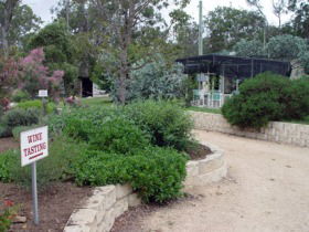 Holland Wines - Northern Rivers Accommodation 1