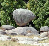 Balancing Rock - Northern Rivers Accommodation