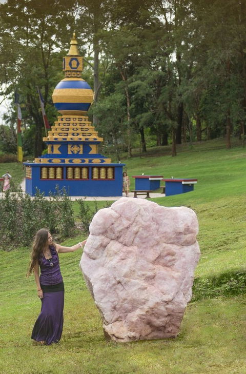 Crystal Castle & Shambhala Gardens - Northern Rivers Accommodation 9