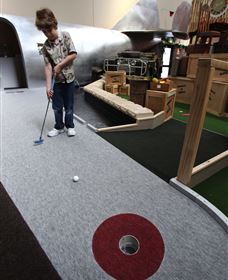 Putt Planet Mini Golf - Northern Rivers Accommodation 2