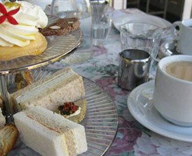 Afternoon Tea At Burnett House - Northern Rivers Accommodation 2