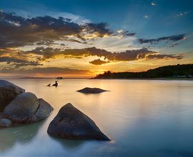 Picnic Bay - Northern Rivers Accommodation 1