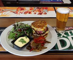 Francis Hotel Thallon - Northern Rivers Accommodation 2