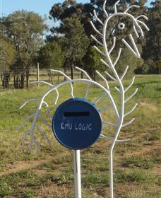 Emu Logic - Northern Rivers Accommodation 3