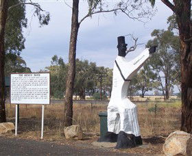 The Henty Man - Northern Rivers Accommodation 0