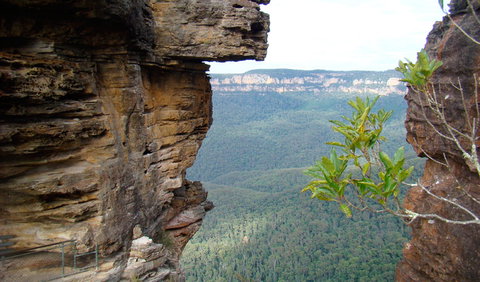 Three Sisters - Honeymoon Bridge - Northern Rivers Accommodation 0