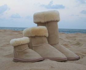 Blue Mountains Ugg Boots - Northern Rivers Accommodation 0