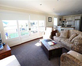 Keith Tulloch Wine - Northern Rivers Accommodation 3