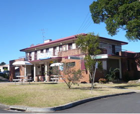 Hotel Oaks - Northern Rivers Accommodation 0