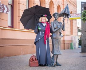 Maryborough Town Hall Green - Northern Rivers Accommodation 2