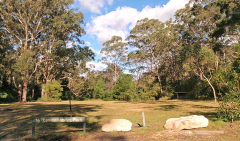 Commandment Rock Picnic Area - Northern Rivers Accommodation 1