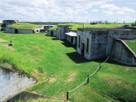 Fort Lytton - Northern Rivers Accommodation 0