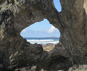 Glasshouse Rocks And Pillow Lava - Northern Rivers Accommodation 0