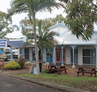 Laurieton Riverside Seafoods - Northern Rivers Accommodation