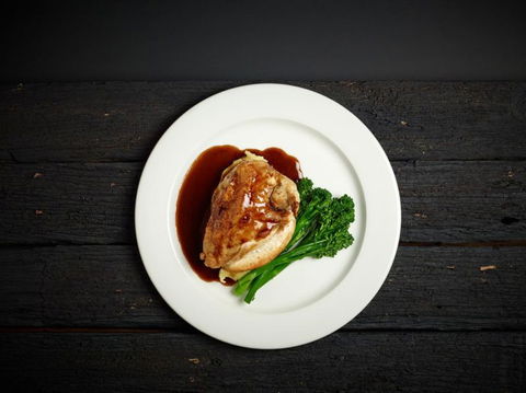 Farmers Arms Hotel & Art Suites Daylesford - Northern Rivers Accommodation 12