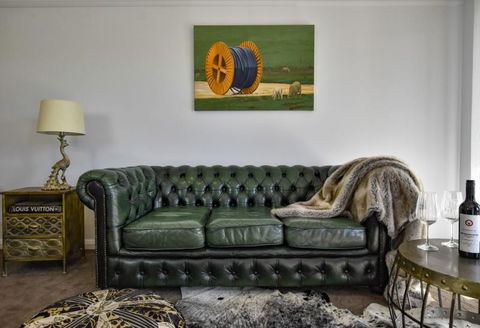 Farmers Arms Hotel & Art Suites Daylesford - Northern Rivers Accommodation 3
