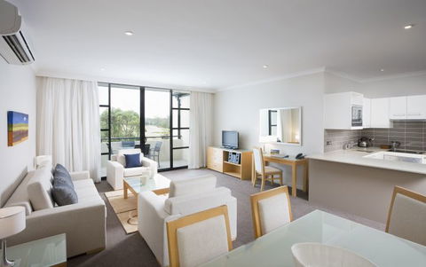 Mercure Kooindah Waters Central Coast - Northern Rivers Accommodation 3