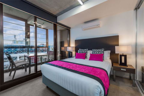 Mantra St Kilda Road - Northern Rivers Accommodation 18