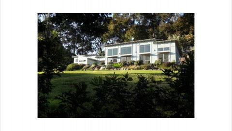 Tilba Coastal Retreat - Northern Rivers Accommodation 10