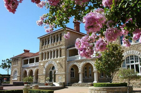 The Perth Mint: Guided Heritage Tour And Gold Pour - Northern Rivers Accommodation 2