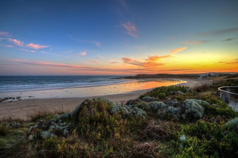 Great Ocean Road Tour With Instagram Sunset Views At 12 Apostles From Melbourne - Northern Rivers Accommodation 6