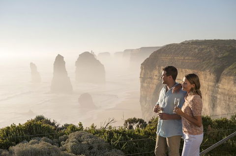 Great Ocean Road Reverse Itinerary And Phillip Island 2 Day Wildlife Encounter - Northern Rivers Accommodation 11