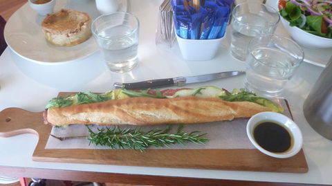 Mornington Peninsula Winery Tours With Cheese, Chocolate Tastings From Melbourne - Northern Rivers Accommodation 3