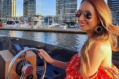 2-Hour Boat Rental In Melbourne - Northern Rivers Accommodation 3