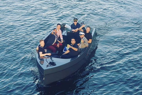 2-Hour Boat Rental In Melbourne - Northern Rivers Accommodation 14