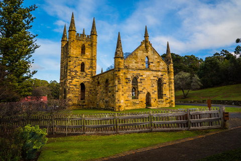 3-Day Tasmania Combo: Launceston To Hobart Active Tour Including Cradle Mountain, Freycinet National Park And Port Arthur - Northern Rivers Accommodation 4