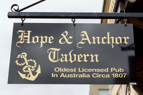 Old Hobart Pub Walking Tour - Northern Rivers Accommodation 5