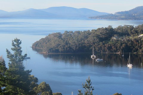 North Bruny Island Day Sail - Northern Rivers Accommodation 0