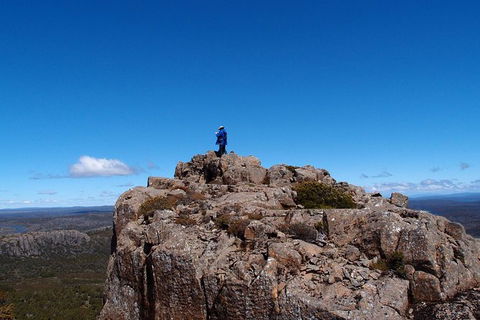 The Walls Of Jerusalem Supported Trekking Tour - Northern Rivers Accommodation 11