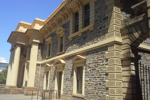 Around The Square Adelaide Walking Tour - Northern Rivers Accommodation 2