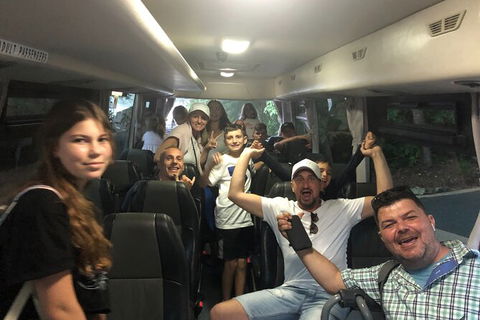 Shuttle From Proserpine Airport To Airlie Beach - Northern Rivers Accommodation 3