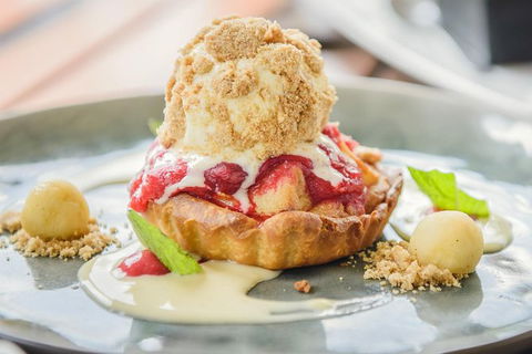 Deluxe Winery Tour To Tamborine Mountain, Includes Gourmet Two Course Lunch - Northern Rivers Accommodation 5