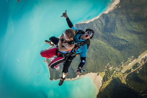 Airlie Beach Tandem Skydive - Northern Rivers Accommodation 6