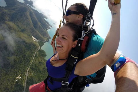 Airlie Beach Tandem Skydive - Northern Rivers Accommodation 3