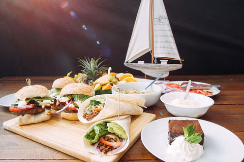 Broomstick Whitsundays Maxi Sailing (2 Days, 2 Nights) - Half A Double Bed - Northern Rivers Accommodation 1
