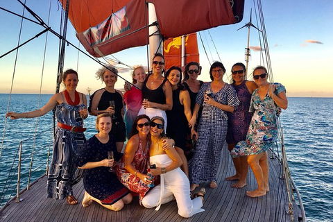 Shaolin Sunset Sailing Aboard Authentic Chinese Junk Boat - Northern Rivers Accommodation 10