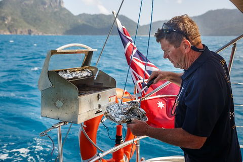 3-Night Whitsundays Private Charter Aboard Cruising Yacht Milady - Northern Rivers Accommodation 9