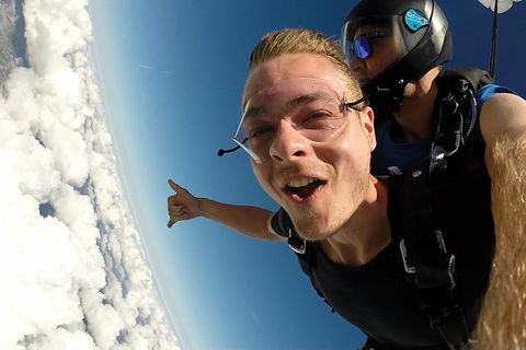 Wollongong Tandem Skydiving From Sydney - Northern Rivers Accommodation 18